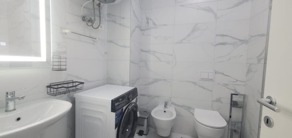 Affittasi appartamento 2+1+2+posto auto