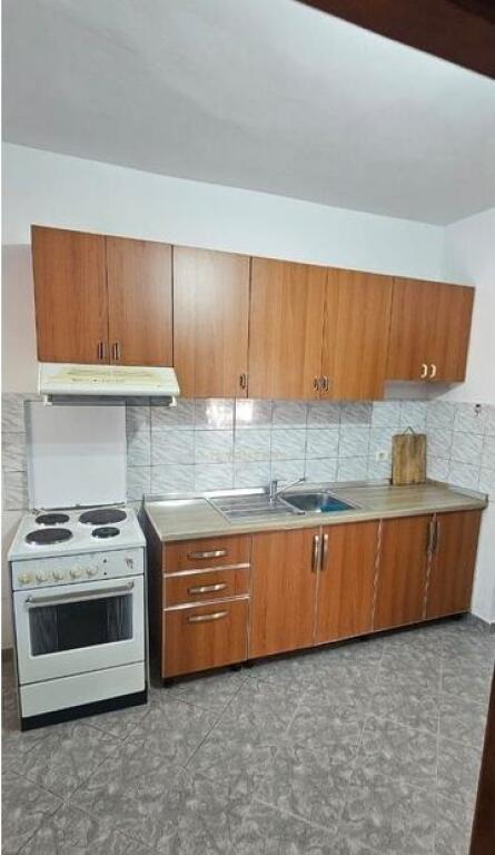 Apartament 1+1 me qira, ish Parku i Autobuseve