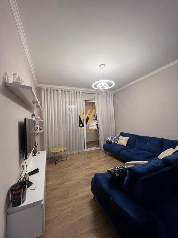 JEPET APARTAMENT 2+1+2+BLK ME QIRA TE KOMUNA E PARISIT 90.000 LEKE
