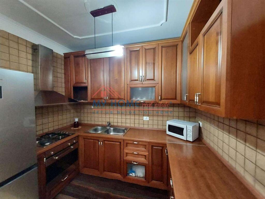 Apartment 1+1 for rent on Kavaja Street in Tirana