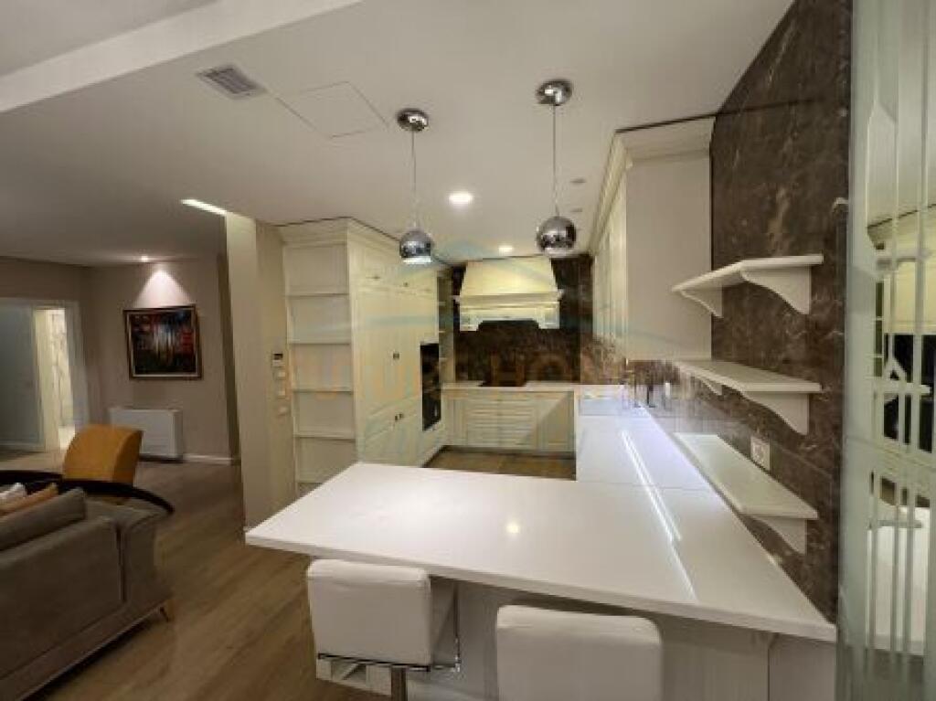 For sale, Apartment 2+1+2, New Bazaar, Tirana.