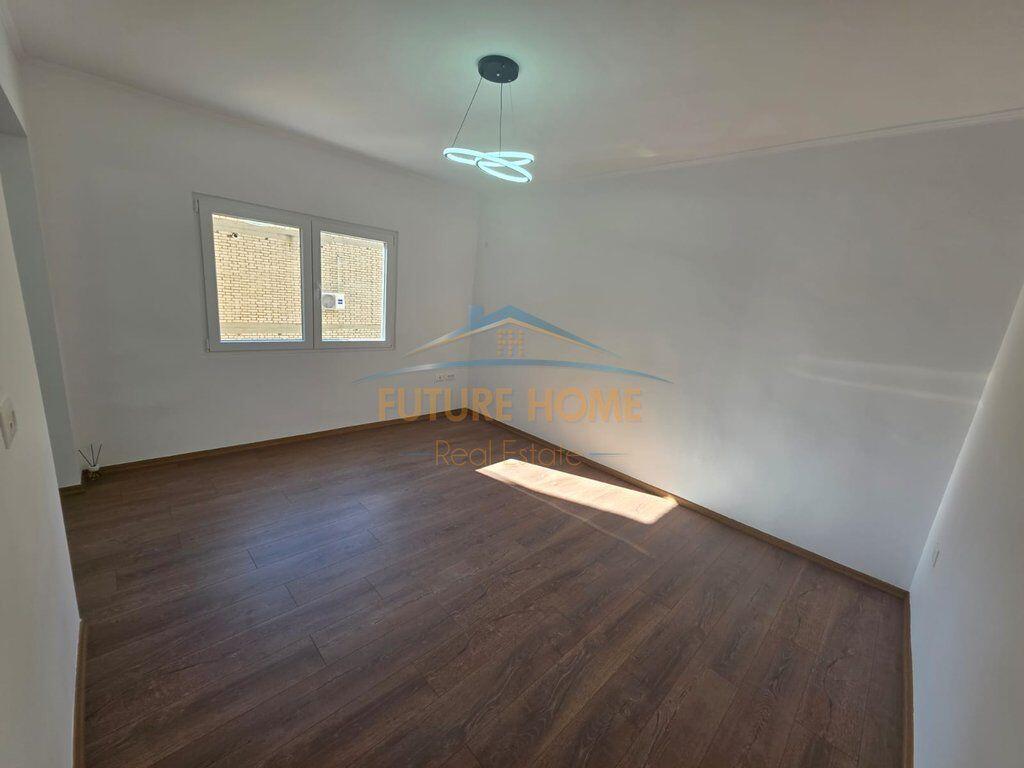 Apartment for sale in Tirana 2+1+Balcony Xhamllik