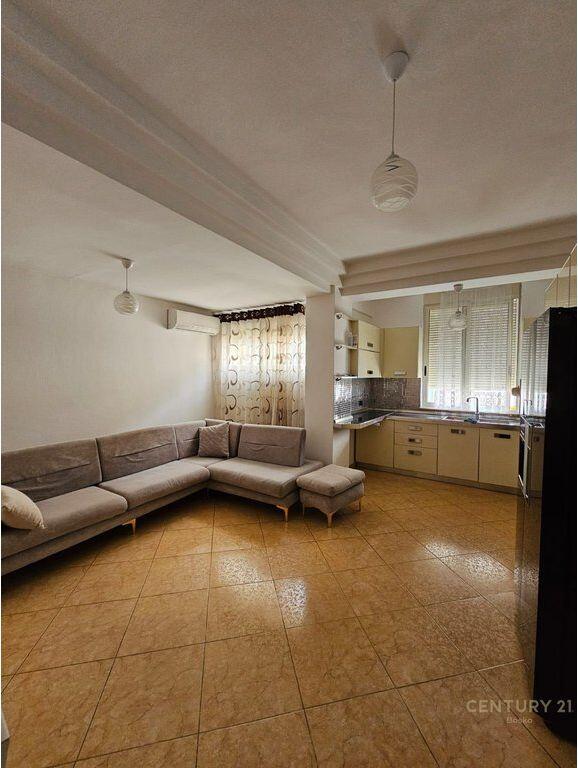 🌳 Apartament 2+1 me Qira – Pranë Kopshtit Zoologjik, Tiranë