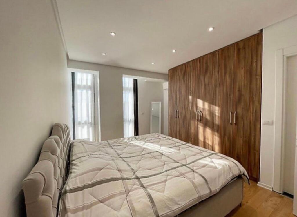 Luxury 2+1 apartment for rent on Dibres Street.