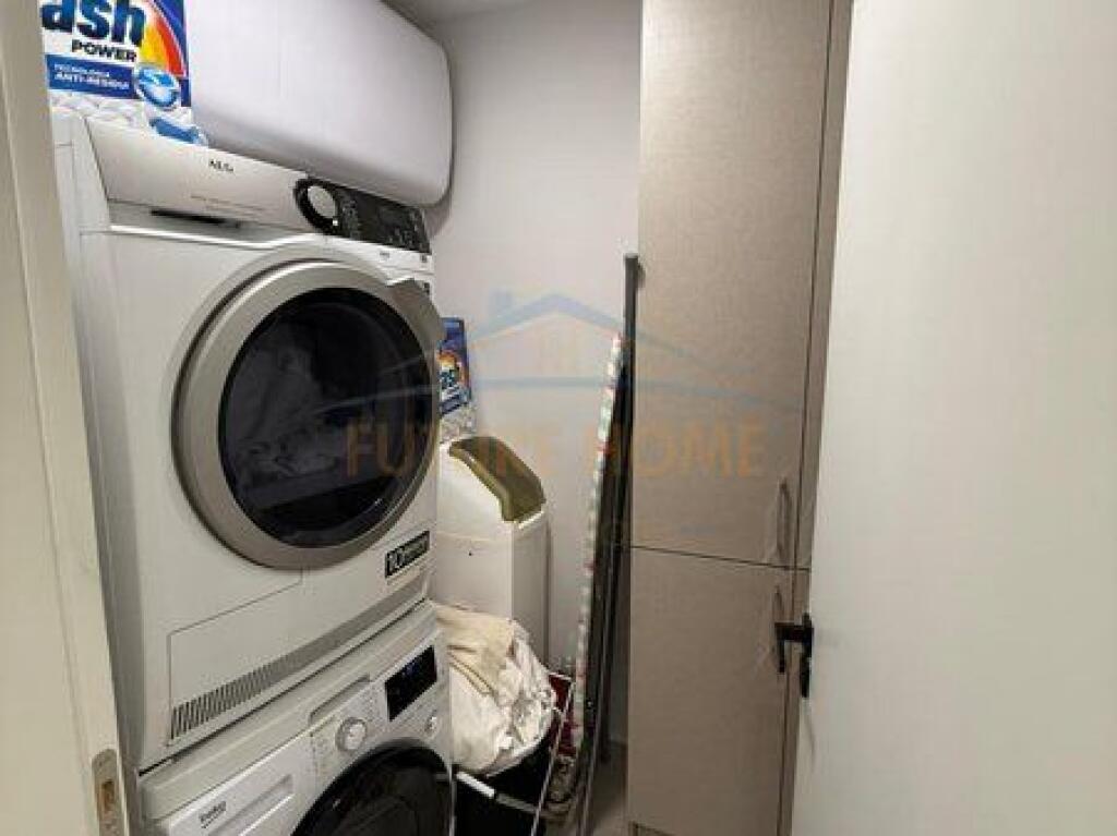 In vendita, Appartamento 3+1+2+Ripostiglio+ 2 Posti Auto, Giardino Botanico