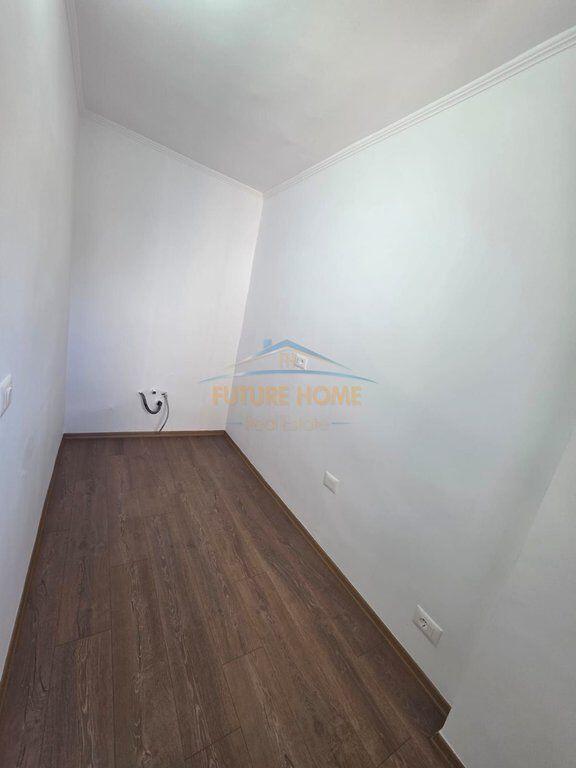 Apartment for sale in Tirana 2+1+Balcony Xhamllik
