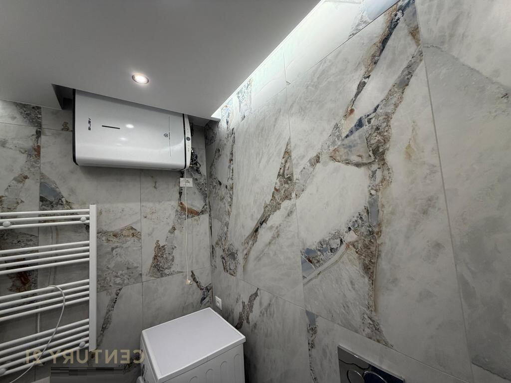 Jepet me qira apartament 2+1+2