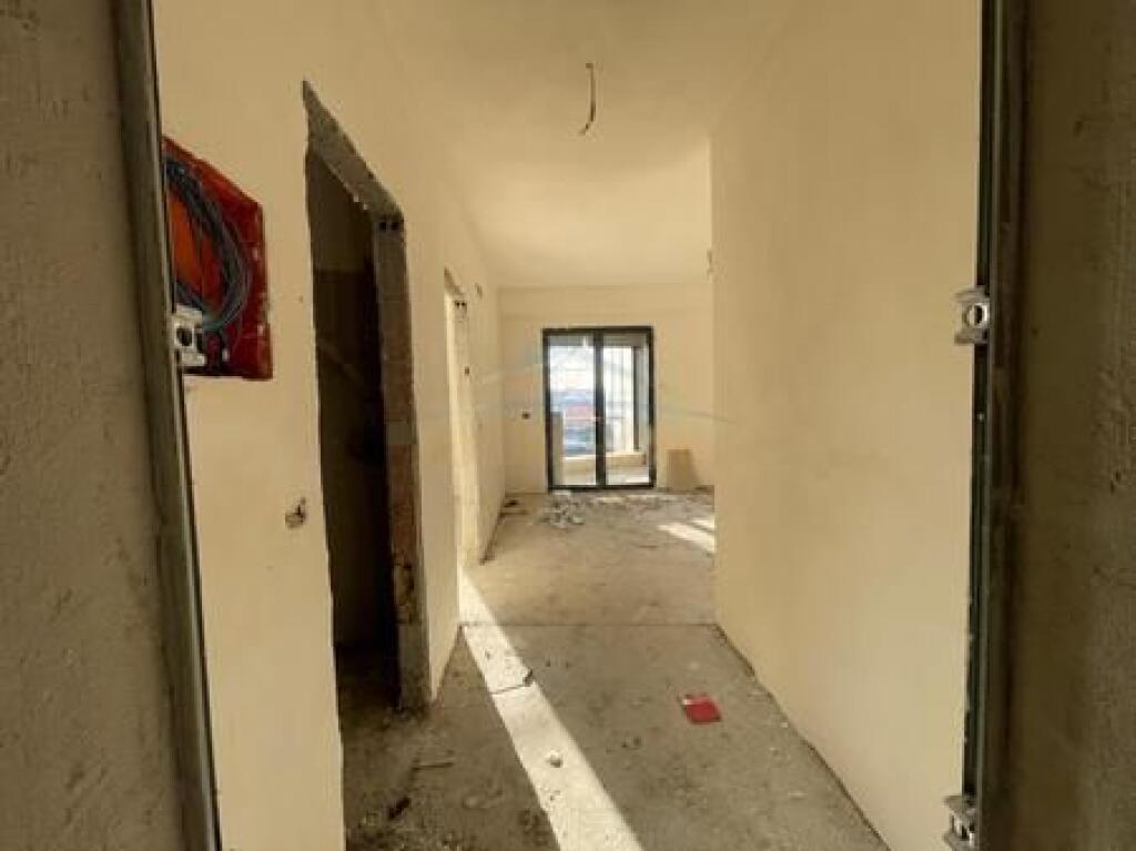 For sale, Apartment 2+1+2+Parking Space, New Boulevard, Tirana