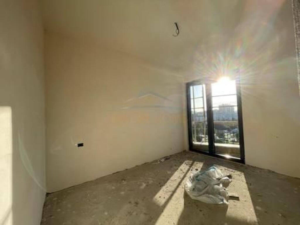 For sale, Apartment 2+1+2+Parking Space, New Boulevard, Tirana