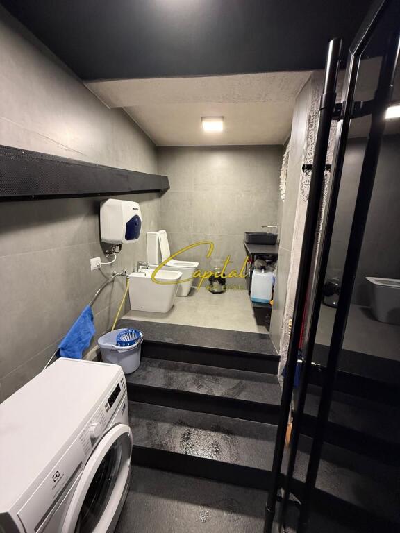 UFFICIO IN AFFITTO 59 M2 EX ESPOSIZIONE 1000 EURO