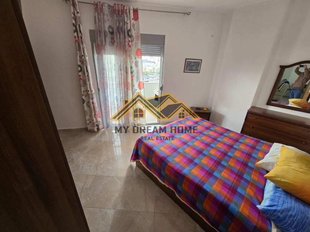 JEPET ME QIRA APARTAMENT 2+1 QENDER DURRES ME PAMJE DETI!