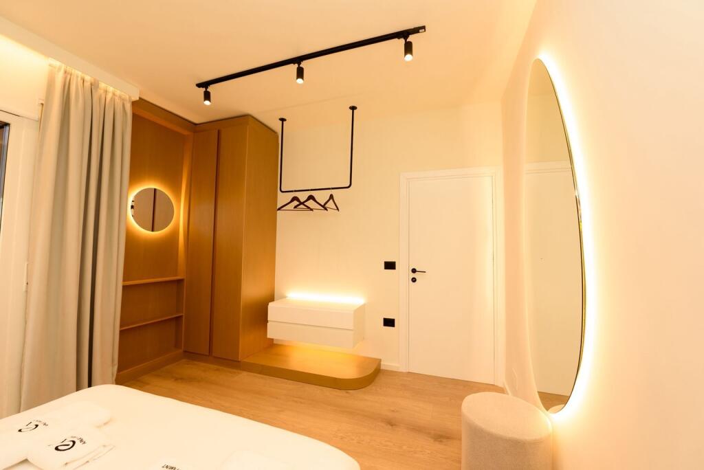 *Apartment 2+1+2 with Sea View for Sale – Lungomare, Vlora*