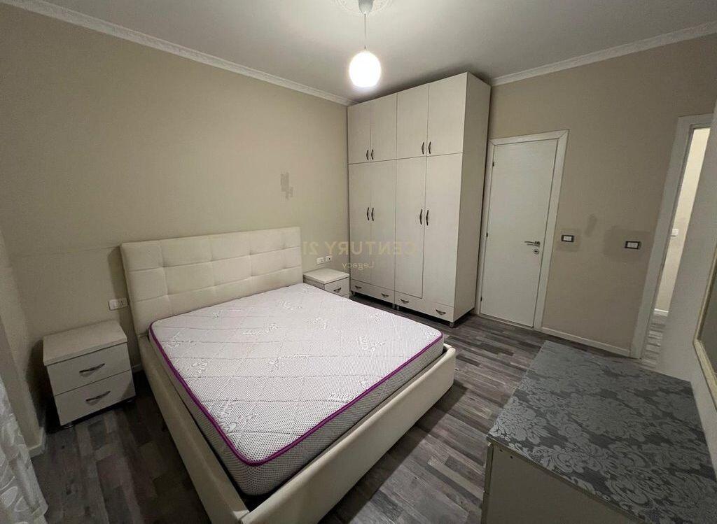 Apartametn 2+1+2 me qira ne Ali Demi,