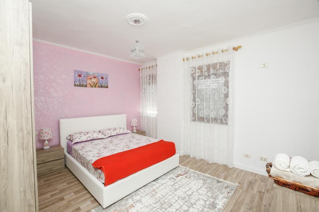 Jepet me Qera Apartament 3+1+2📍Qender, Sheshi Skenderbej