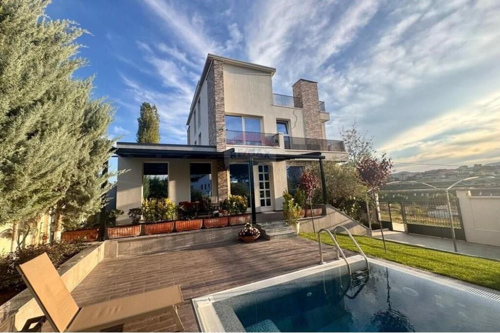 Farkë e Vogël, Villa for Rent