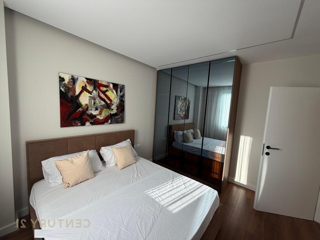 Jepet me qira apartament 2+1+2