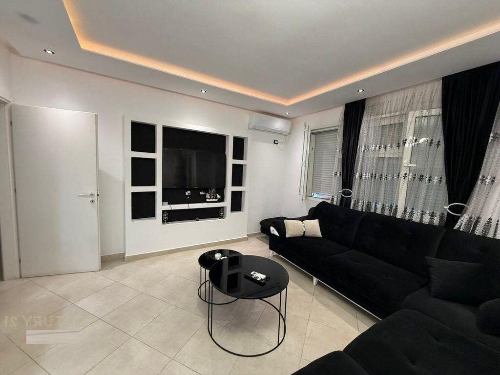 Apartment 2+1+Parking Space For Rent at Dry Lake