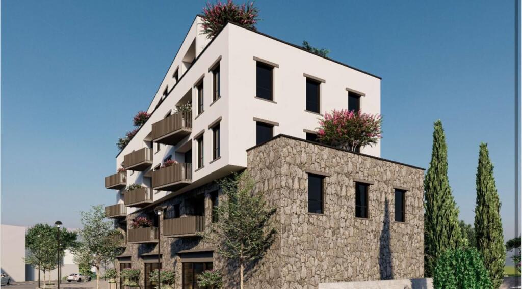 Projekt i ri per shitje ne Himare