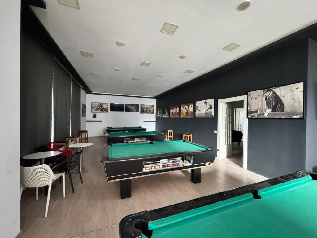 OPPORTUNITY!!! BUSINESS PREMISES FOR RENT IN THE CENTER OF GOLEMI!!!