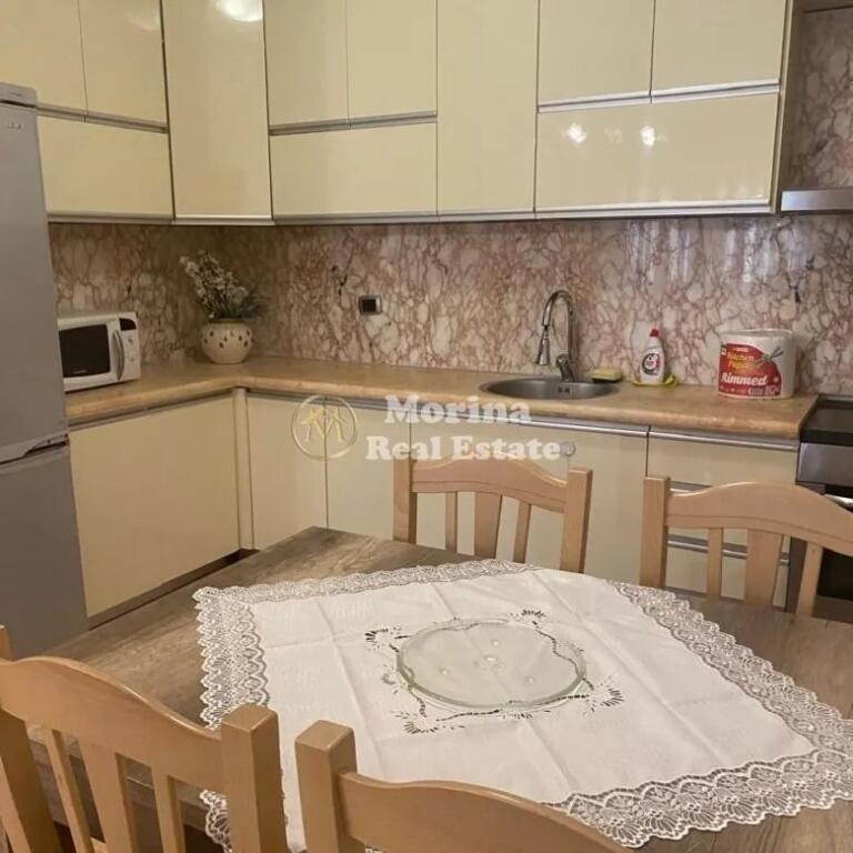Qera, Apartament 3+1, Rruga Elbasanit, 1000 euro/muaj