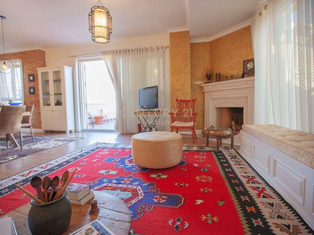 Super Apartment 2+1+2+Parking for rent near the Dry Lake! 1,950 € /Month