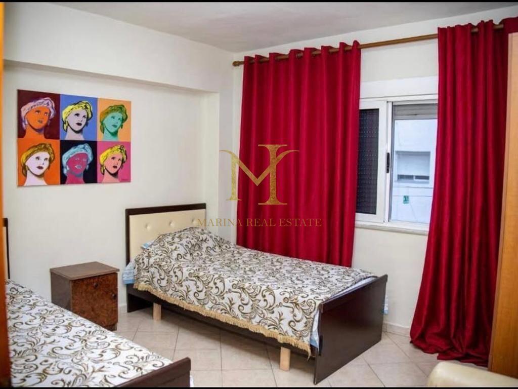 OFROHET ME QERA APARTAMENT 2+1 , NE DURRES TEK SHKOLLA QEMAL MICI !!