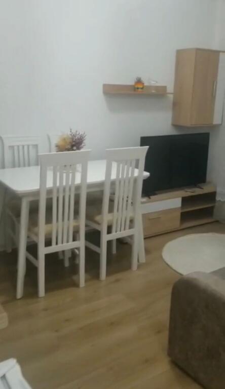 Apartament me qera 1+1 Mangalem 21
