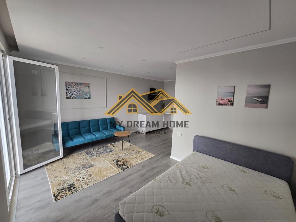 MONOLOCALE IN VENDITA UKD DURRES CON VISTA COMPLETA SUL MARE!!