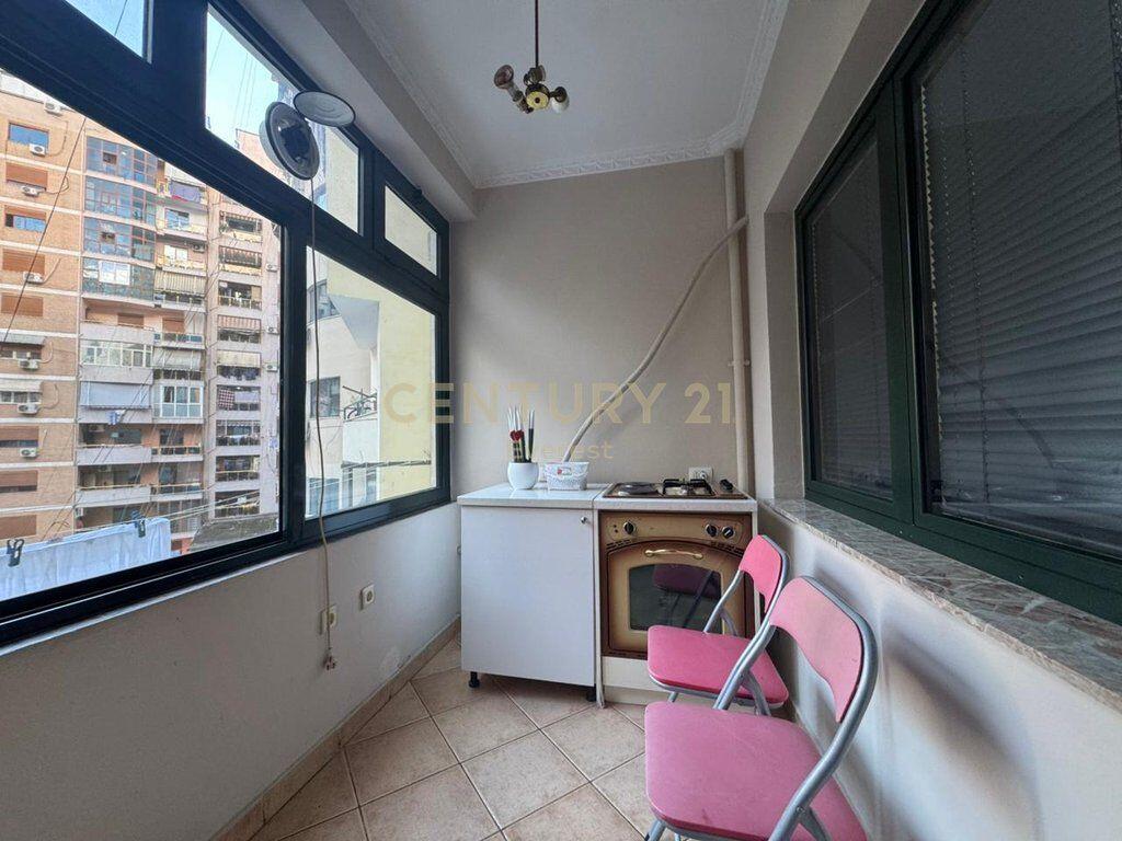 Apartment 2+1+2 for sale at Usluga Complex, Train Station