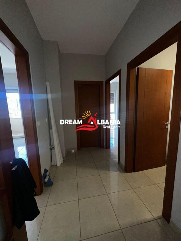 Ambient Zyre me qera ( Ap 2+1) Rr Kavajes, prane Rr Bogdaneve, Tirane (ID 42611384)