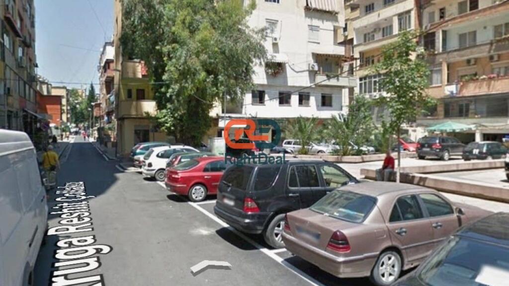 Occasion Price !! At Shallvaret, Shop for Sale, Ideal Investment Opportunity !!