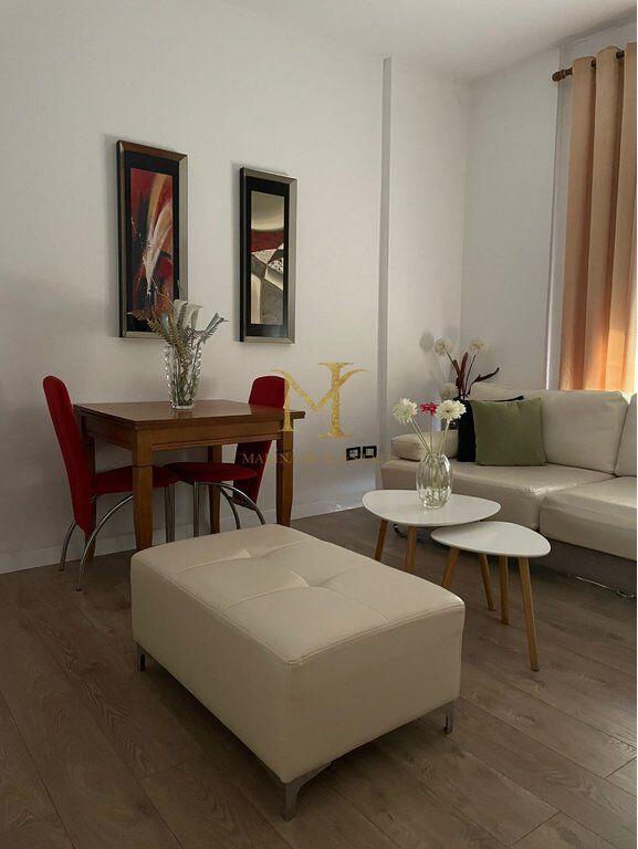 Rent apartment 1+1 Durres, near the market