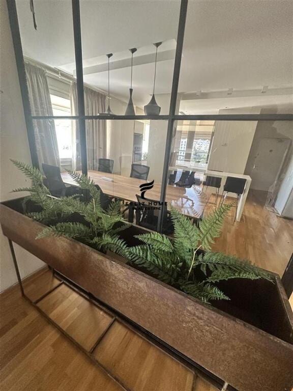 UFFICIO IN AFFITTO 140 M2 BLLOK 3800 EURO