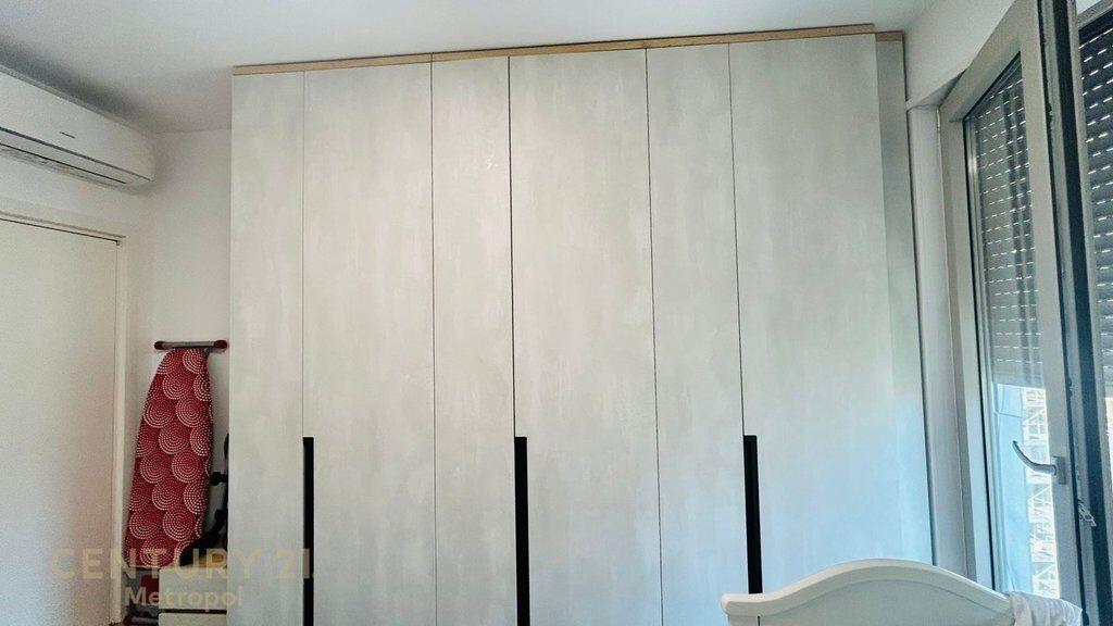 🏢 Apartament 1+1 – Pranë Zogut të Zi, Tiranë