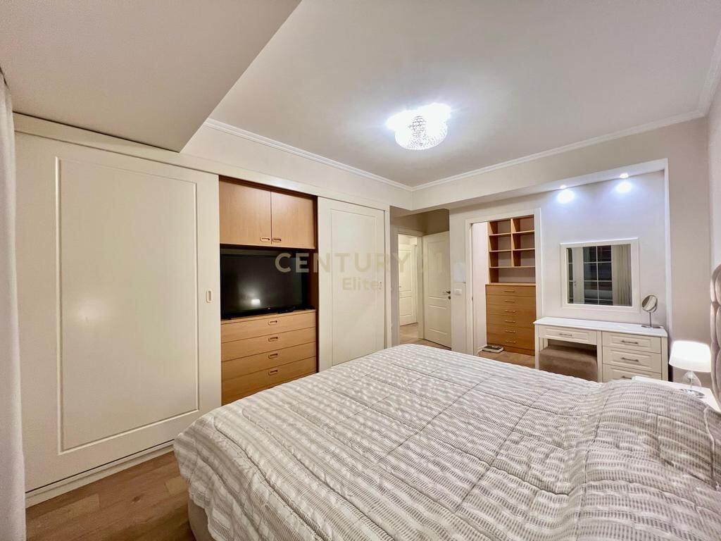 QIRA, APARTAMENT 2+1+POST PARKIMI, DON BOSKO 1,250 € /Muaj