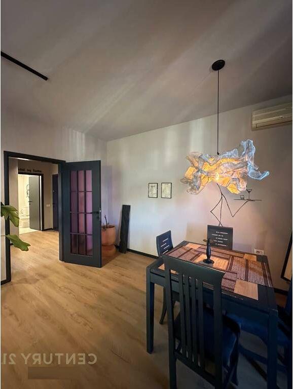 OFOHET ME QIRA APARTAMENT 1+1+BALLKON TEK BULEVARDI ZOGU I PARE