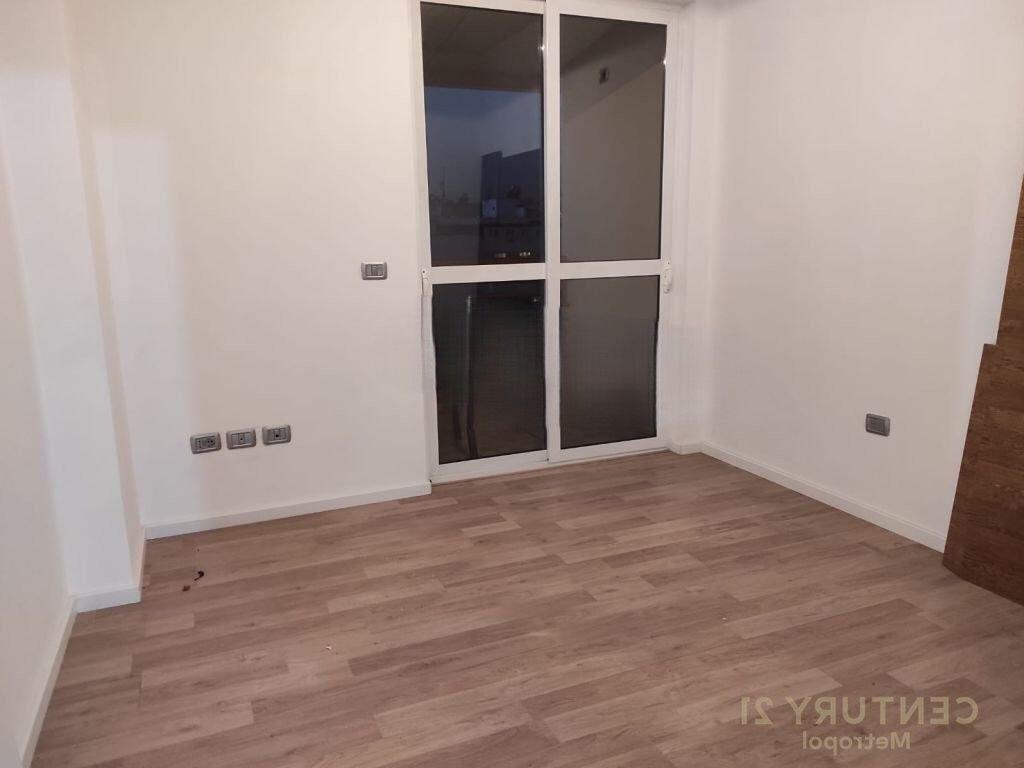 ZYRE PER QERA NE MYSLYM SHYR ! 500 € /Muaj