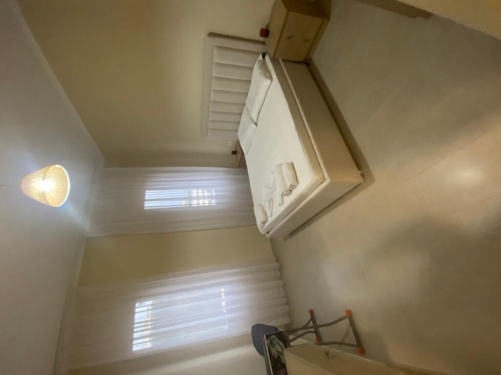 1+1,furnished near square 21,municipal police,price 750 thousand leke