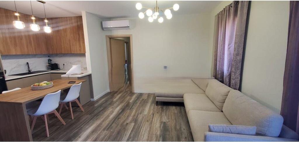 PRICE DROP. Apartment 2+1+2+ Parking space, Near Police Station No. 4 Dibres Street! 270,000 €