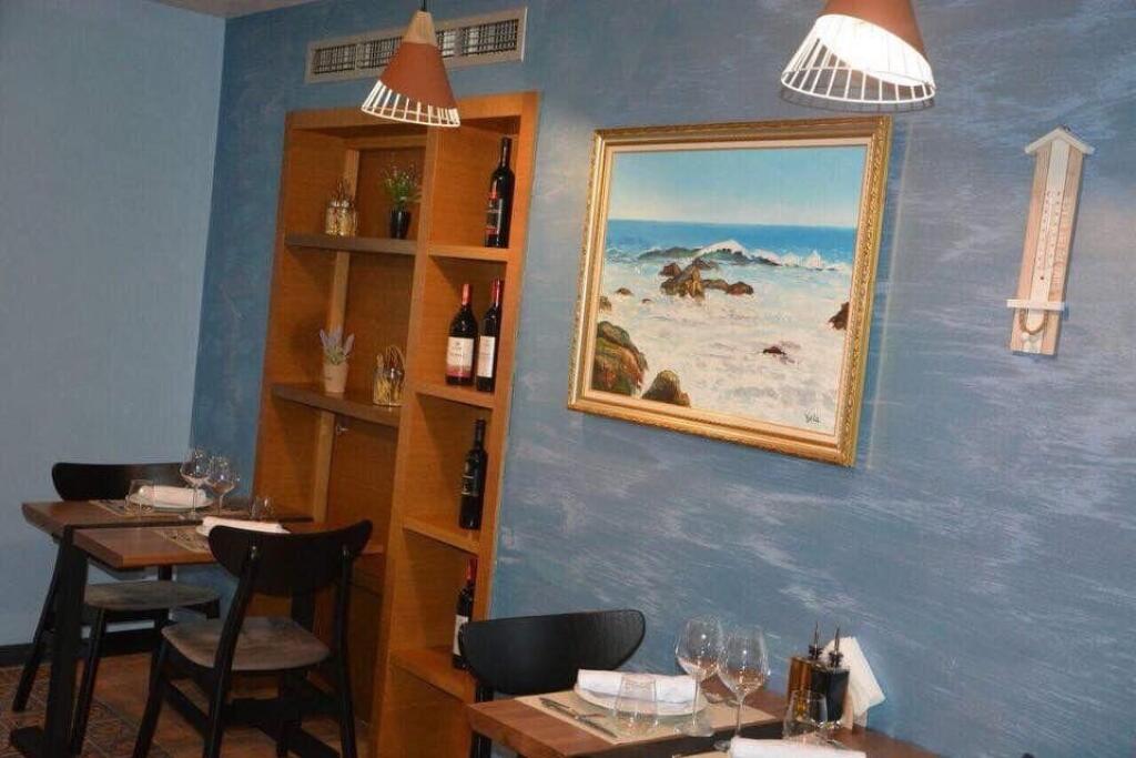 🍽️ RESTAURANT FOR RENT – NEAR “DURRËSIT” STREET, OPPOSITE “QEMAL STAFA” SCHOOL, ADJACENT TO HOTEL ELER