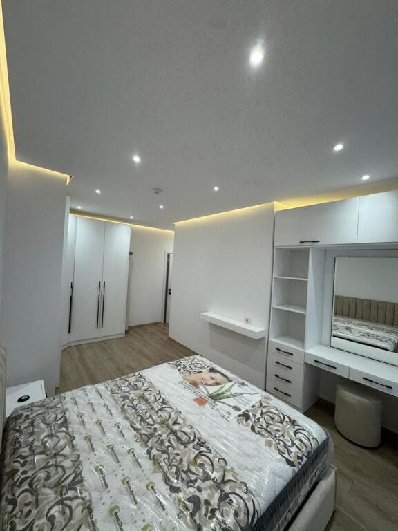 Super appartamento 2+1+2+2B in vendita a Kamez!