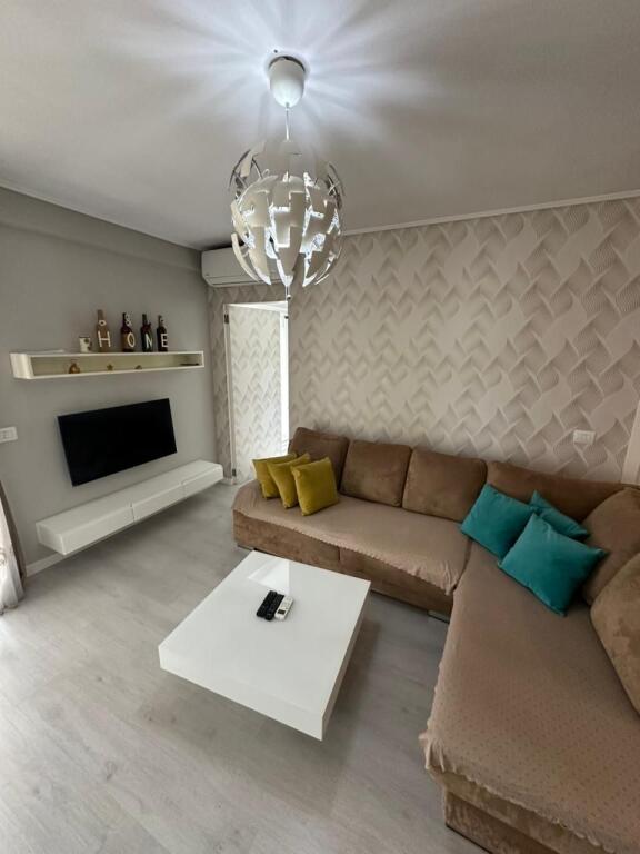 🏡 Appartamento 2+1 in vendita a Unaza e Re, Astir