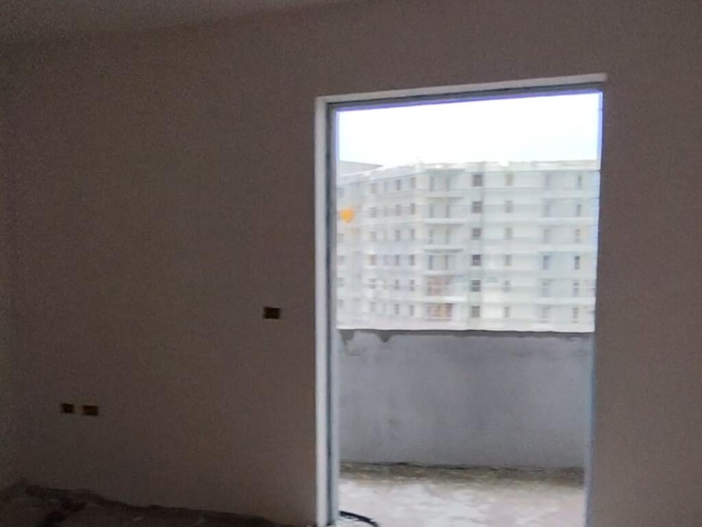 Vendesi in vendita 1+1, Paskuqan, Vicino alla Scuola