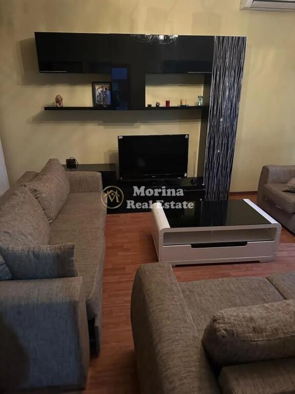 Affitto, Appartamento 3+2+2, Nuovo Viale, 800 Euro/Mese.