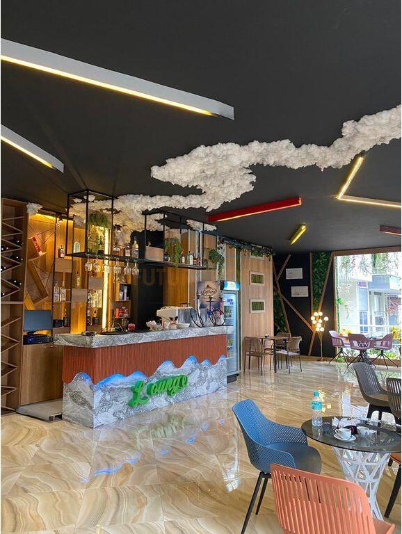 Shes bar Lounge, Fresk, Tiranë.