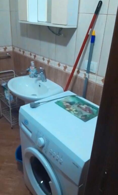 AFFITTASI 2+1+1 DON BOSKO 50.000 LEKE