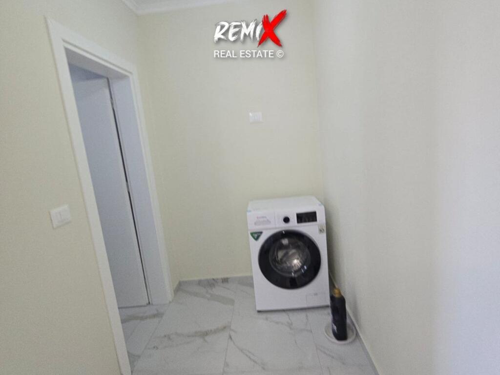 JEPET ME QERA KATI I 1-RË I NJE VILE NE KËNETË,DURRES