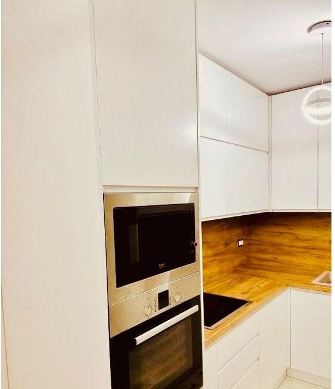 Appartamento 2+1+1 con balcone al Bulevardi Zogu i 1!