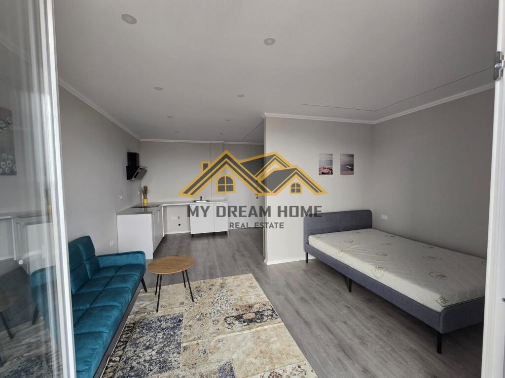 MONOLOCALE IN VENDITA UKD DURRES CON VISTA COMPLETA SUL MARE!!