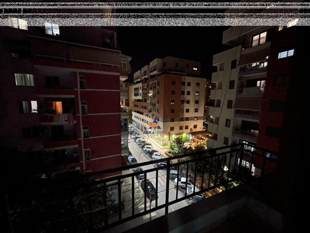 VENDESI APPARTAMENTO 2+1+2 BALCONI "TE UNAZA E RE" 158.000 EURO